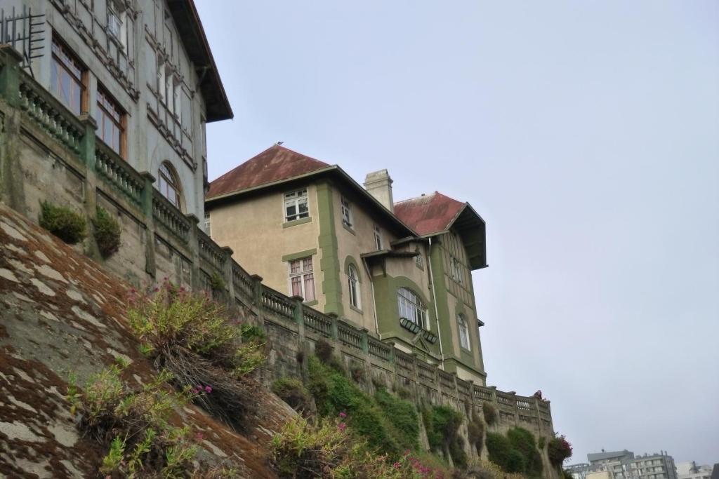 B&B Patrimonial Little Castle วิญาเดลมาร์ ภายนอก รูปภาพ